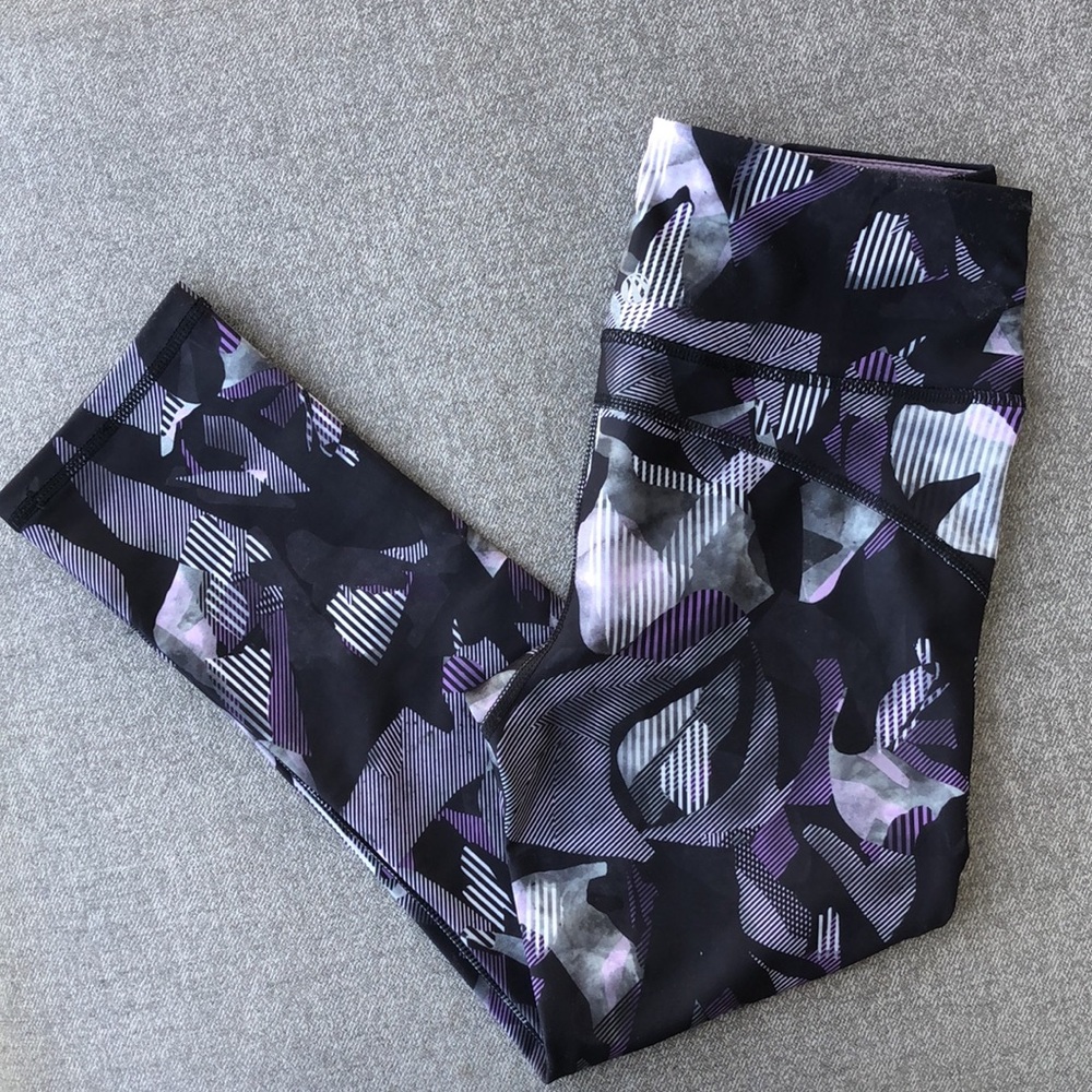 NWOT! - MARIKA SPORT High-Rise Crop Leggings